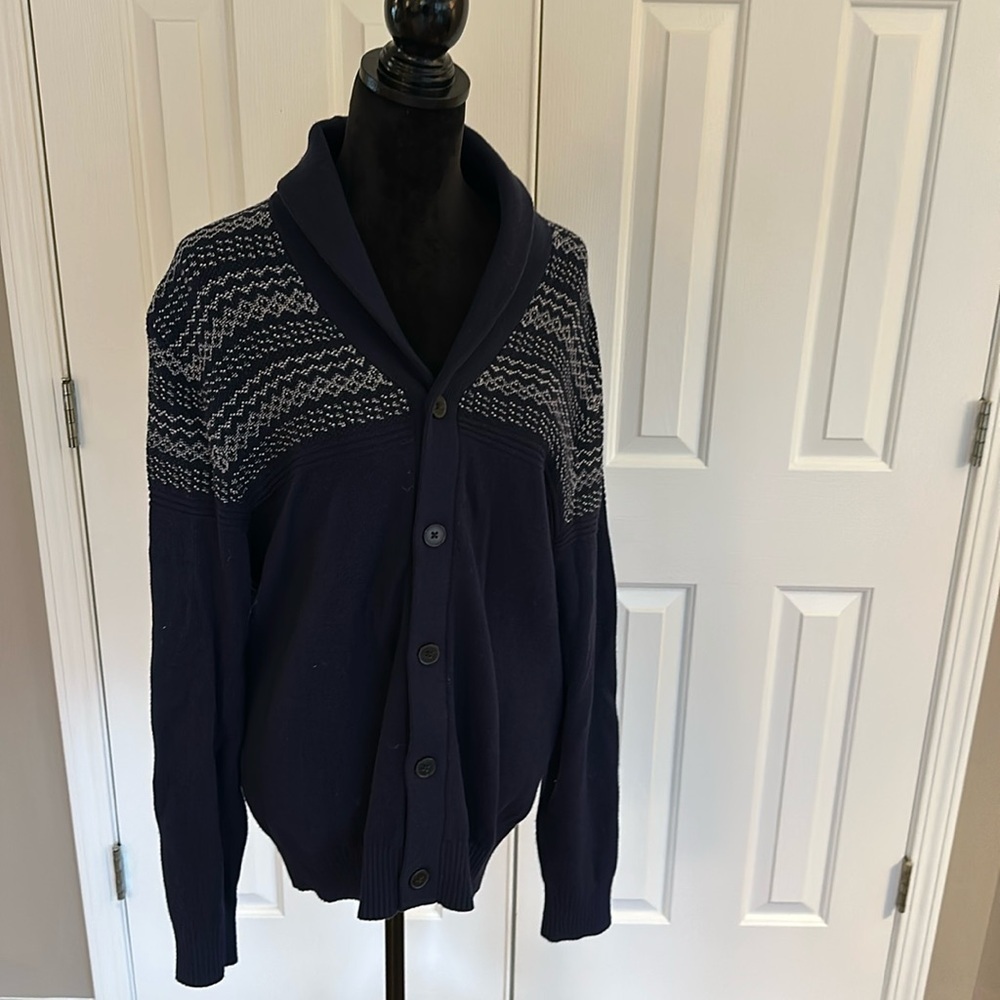 Men’s banana Republic shawl collar cardigan size large